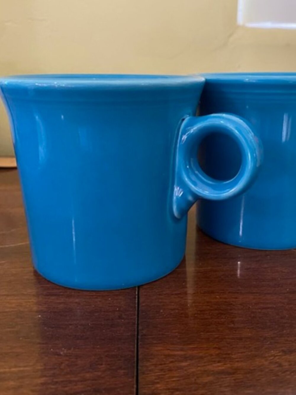 EUC 2 Fiesta Homer Laughlin Peacock Ring Handle Tom And Jerry Mugs
